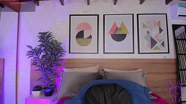 MiaKay1 现场XXX聊天