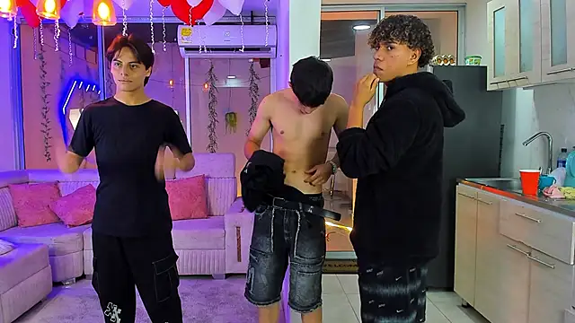 Chat XXX en directo de Houseofwarrios