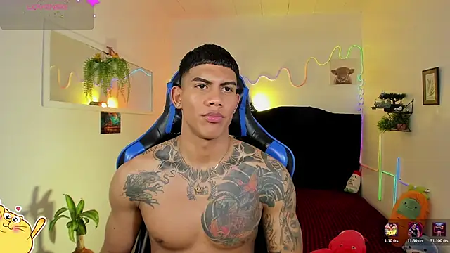 Damian_latinxxx Adlı Modelin Canlı XXX Sohbeti