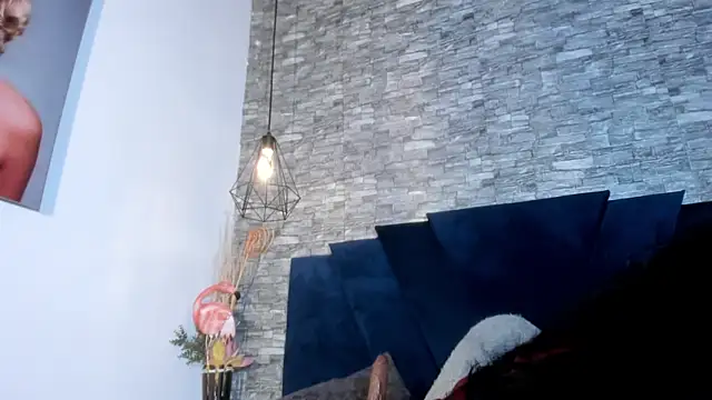 Chat +18 de Emily_Brown18 ao vivo