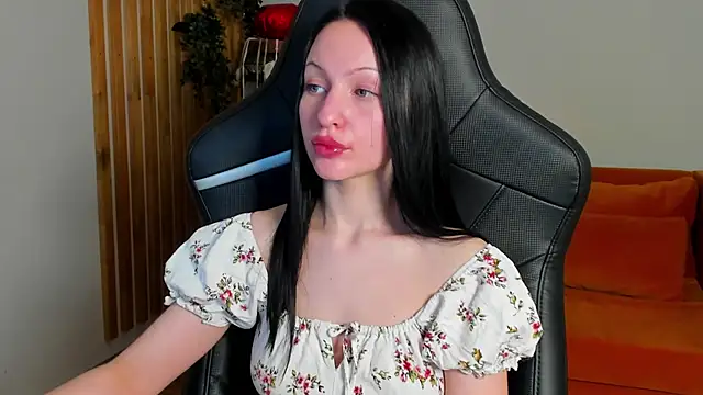 NaomiBlakes Chat XXX live