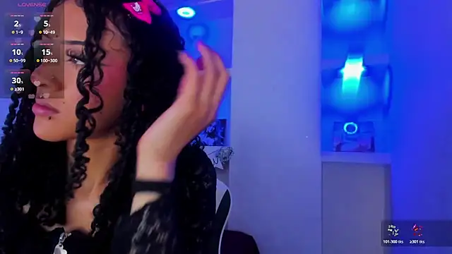 دردشة dolly_boob الجنسية المباشرة