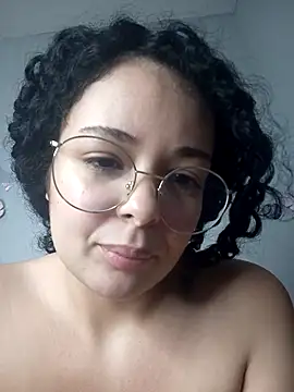 دردشة NinaSweet2 الجنسية المباشرة