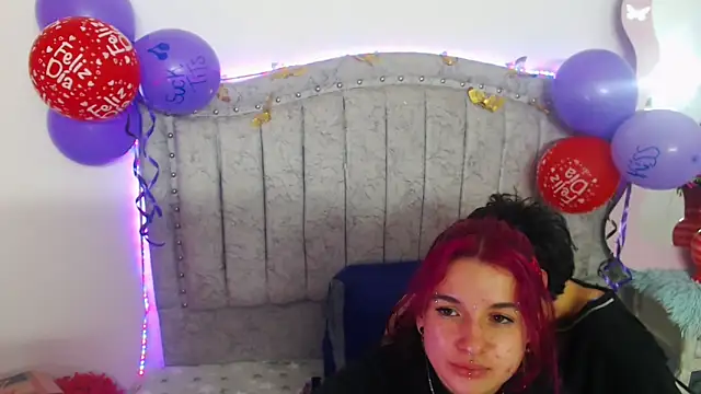 katalinathxandbritney1 Adlı Modelin Web Kamerası Şovu