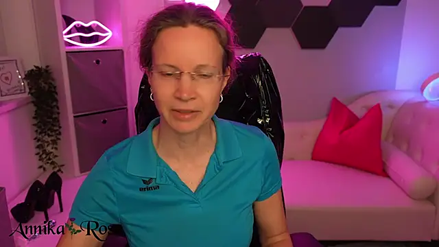 AnnikaRose's Live XXX Chat