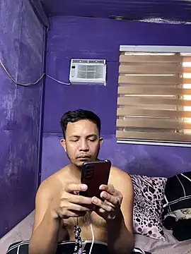 Chat +18 de hotcumboi69 ao vivo