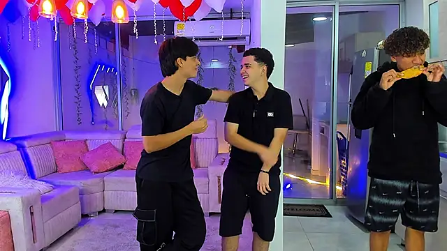 Houseofwarrios Webcamshow