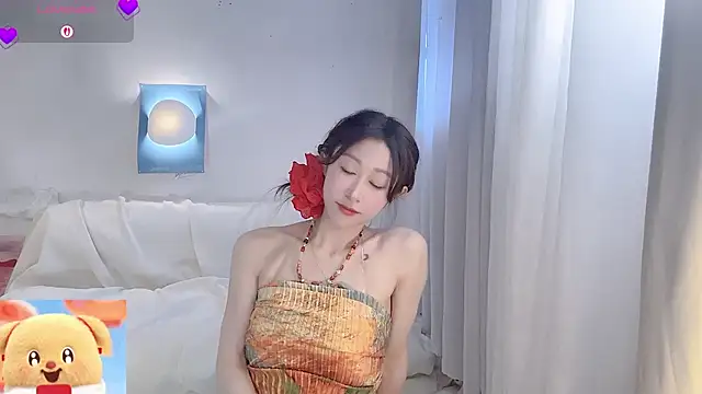 XXX chat uživo modela Fayebae_11