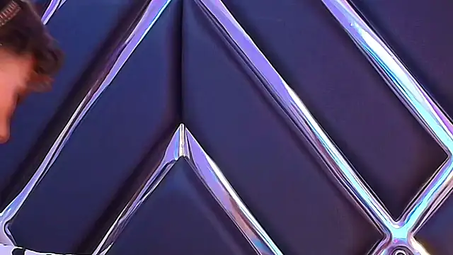 KylieMonnettn Webbikameraesitys