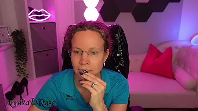 AnnikaRose 即時 XXX 聊天