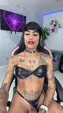 XXX chat uživo modela Nella_Dolls