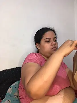 luisahot_9727 Adlı Modelin Canlı XXX Sohbeti