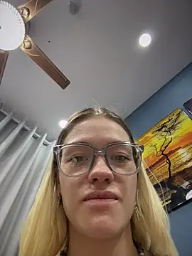 Chat XXX ao vivo de -Sexy_Barbie-