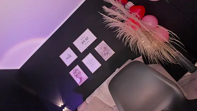 Hanna_fost লাইভ XXX চ্যাট