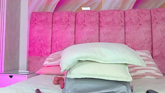 emmacurvy লাইভ XXX চ্যাট