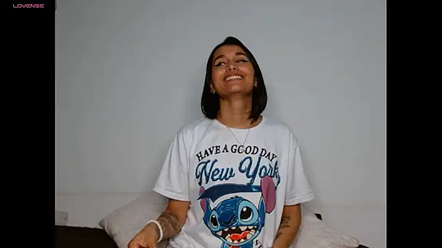 Gia_Lee live XXX chat