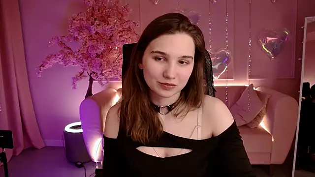 Chatroom XXX en direct de TessaMill