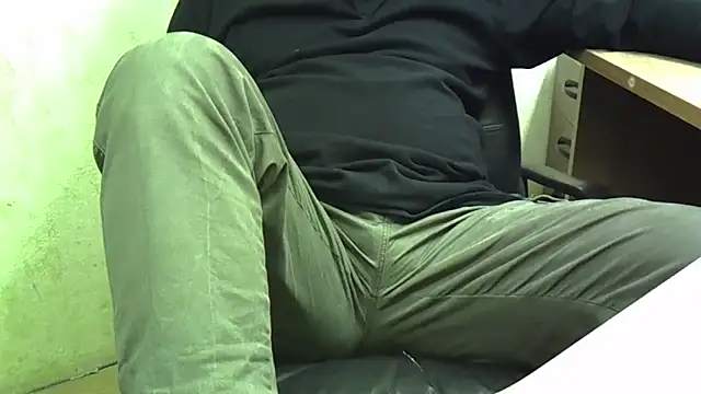 nikdov3 – webcam-show