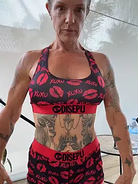 mommyselenafit_ – Live XXX-chat