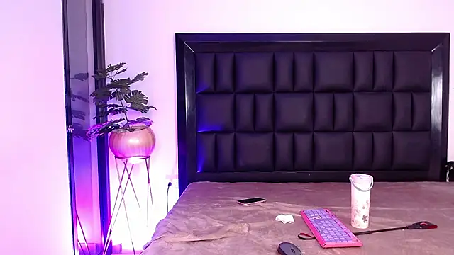 Chat XXX Live mia_roosee1