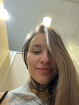 KishaMur: απευθείας συνομιλία ΧΧΧ