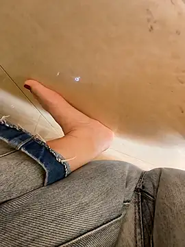 Chat XXX ao vivo de Lili_2love