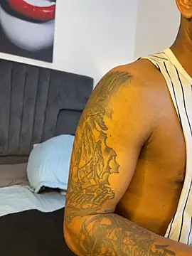 Robin_Rief's Live XXX Chat