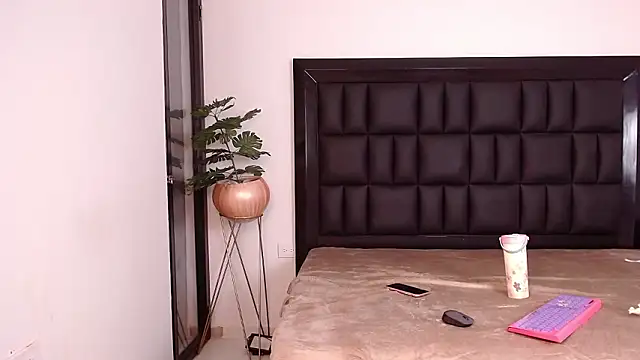 mia_roosee1 – Naživo XXX chat