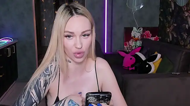 Blckmirrorr – Live XXX-chat