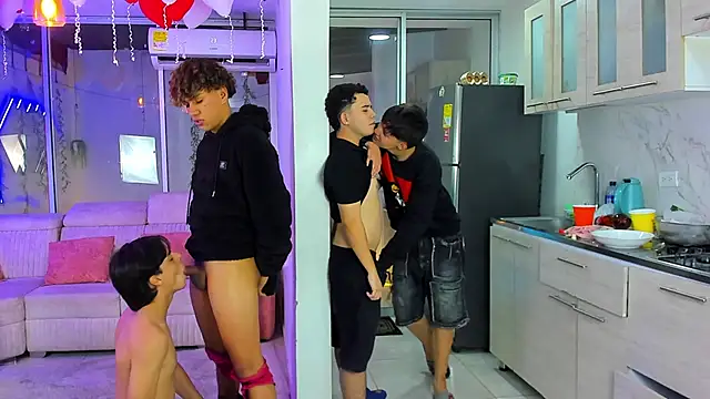 Živý XXX chat Houseofwarrios