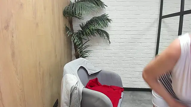 Czat XXX na żywo – LindaPassionate