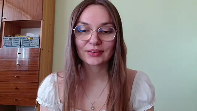 LooveELLYx Chat XXX in diretta