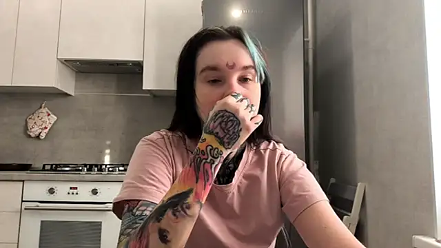 دردشة HighelikeGirl الجنسية المباشرة