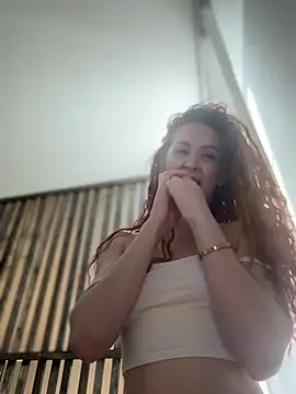 LittleFox___ Adlı Modelin Canlı XXX Sohbeti