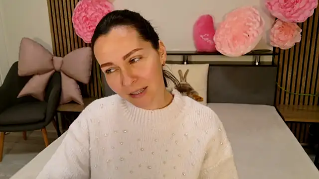 DitaNoir: онлайн-секс-чат