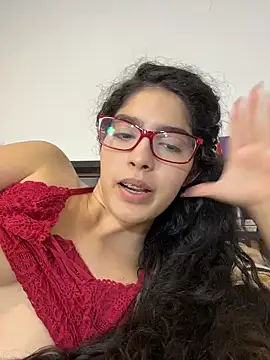 dani_bela Adlı Modelin Canlı XXX Sohbeti