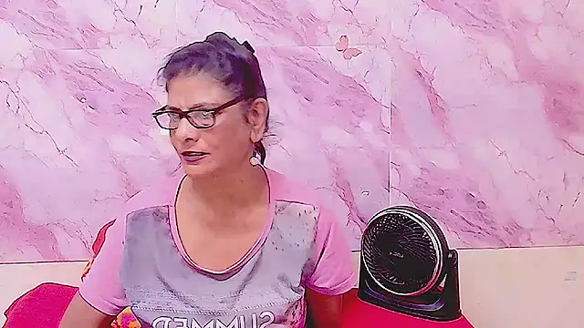 Show de IndianAllure na webcam