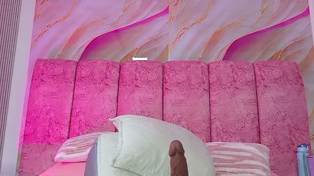 emmacurvy Chat XXX in diretta