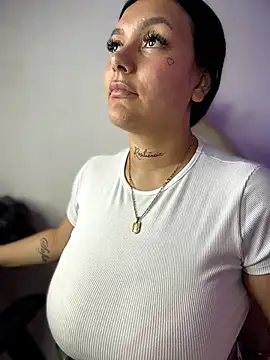 Miia__Taylor – Naživo XXX chat