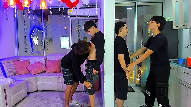 HouseofwarriosのライブXXXチャット