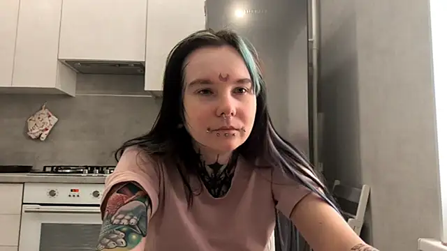 HighelikeGirl élő XXX-chatje