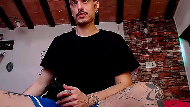 cek_186 élő XXX-chatje