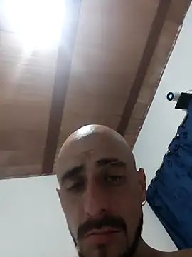 fire_menxxx001 élő XXX-chatje