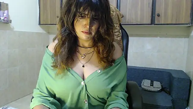 Isabella_Martin Chat XXX live