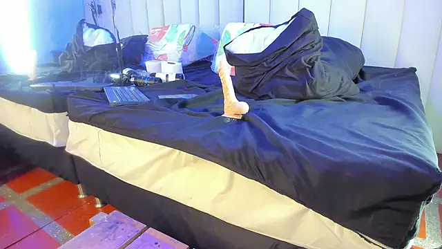 ThiagoBerry élő XXX-chatje