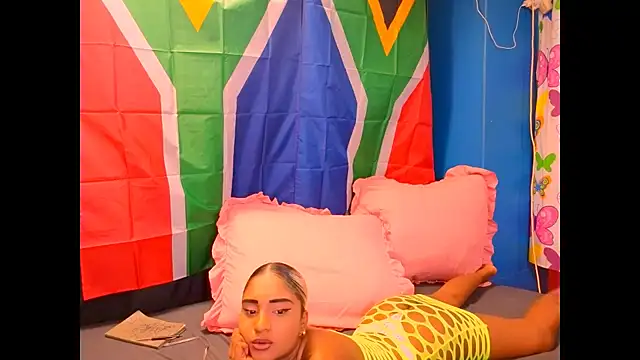 Chat XXX ao vivo de indiansumaya29