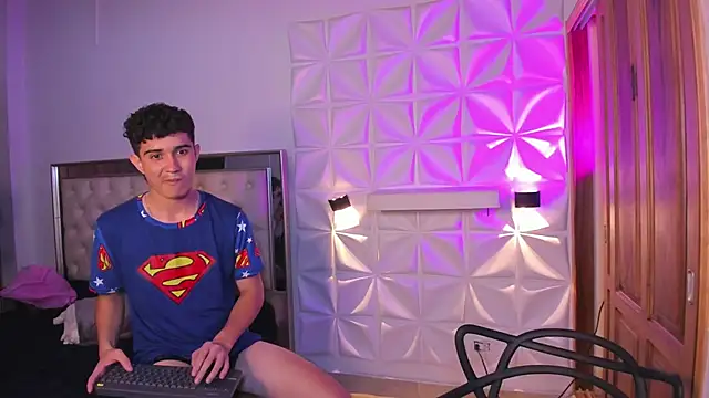 im_sebaslopez Adlı Modelin Canlı XXX Sohbeti