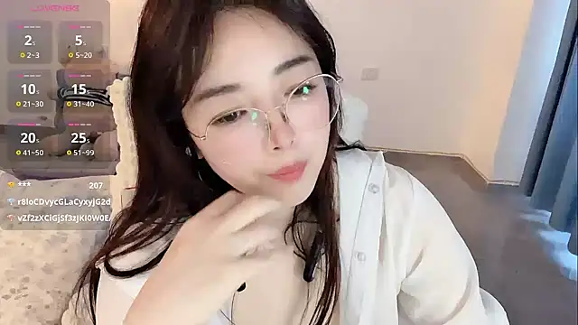 Yueer-2026's Live XXX Chat