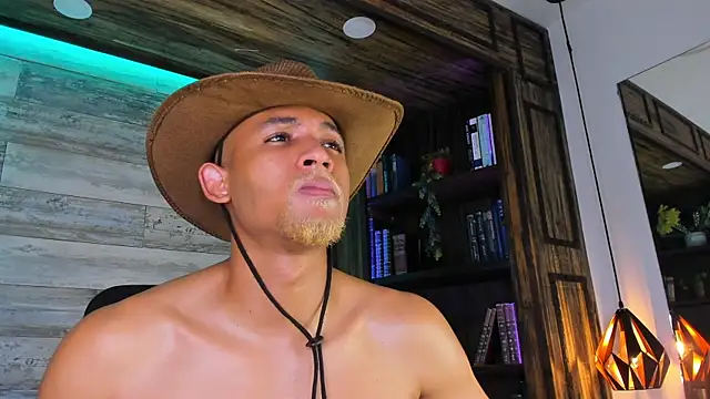 B_Wild Adlı Modelin Canlı XXX Sohbeti