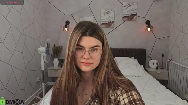 zoe_j0y Chat XXX in diretta